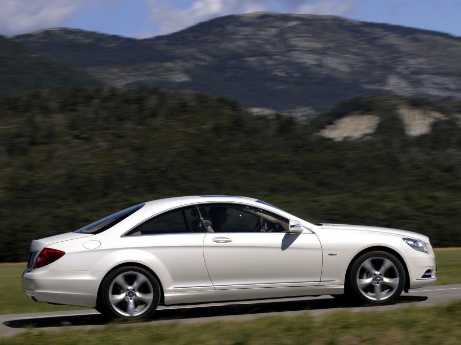  Mercedes-Benz CL500 BlueEFFICIENCY 2010 года  (фото 2 из 7)
